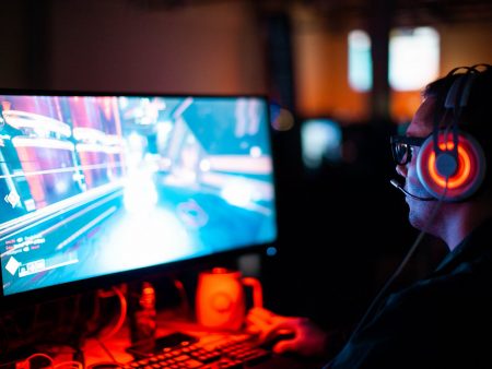 Online-aktiviteetit, joista e-urheilun fanit pitävät